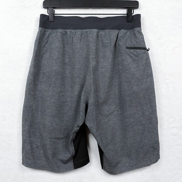 LULULEMON T.H.E. Shorts Linerless Gray Black 11" Yoga Gym Training Mens Sz M - Picture 6 of 9
